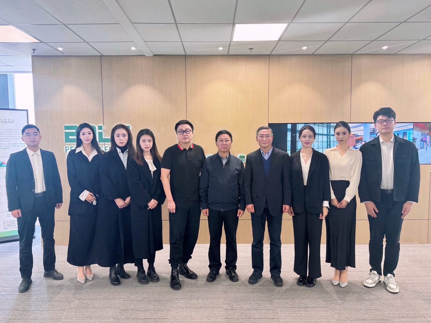 中国汽车工业协会与中国交通运输协会领导莅临伯乐产服指导工作.jpg